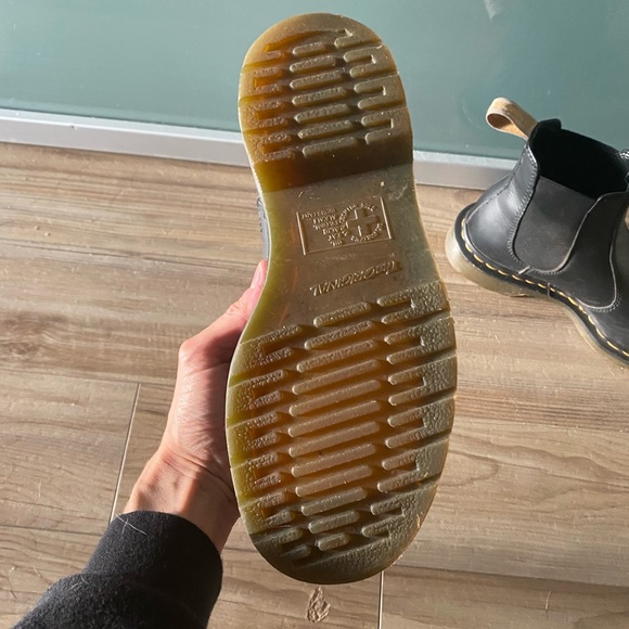 Dr. Marten VEGAN 2976 FELIX CHELSEA BOOTS size 38 EU (US 7 women’s) - Picture 3 of 6